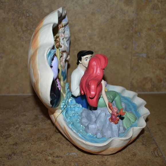 Enesco Jim Shore Disney Traditions Little Mermaid Shell Scene Ariel Eric Statue - Picture 5 of 10